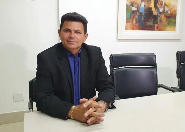 g1se's tweet photo. Liminar de ministro do STJ suspende condenação  de inelegibilidade de Valmir de Francisquinho 
https://t.co/i61Fxd3dTK #g1 #g1se https://t.co/iT5W6S9iDP