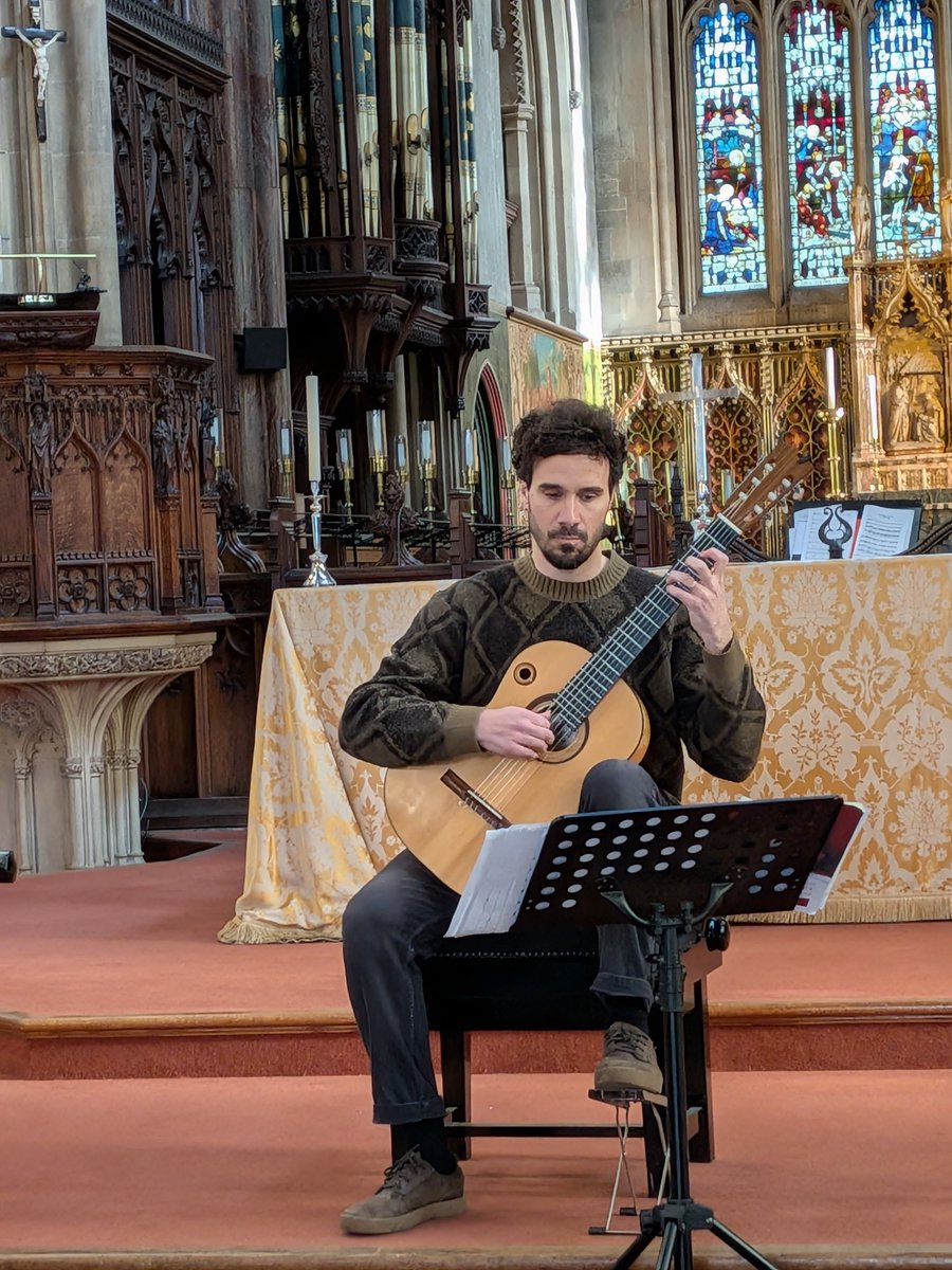 croydonminster's tweet photo. We were delighted to welcome Salvatore Schiano to Croydon Minster for our Lunchtime Recital.
A beautiful classical guitar programme featuring music from Bach and Handel to Spanish, Brazilian &amp; contemporary works.

#LunchtimeRecital #CroydonMinster #LiveMusic https://t.co/HEvJU5mxwB