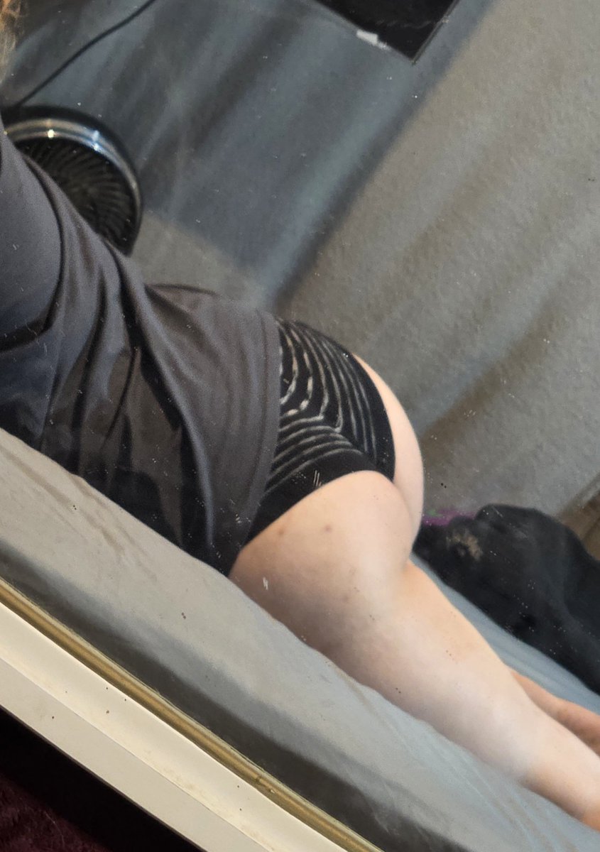 mommas2021's tweet photo. Valentine's deal for the 2 month starting now. Price will be going up February 1st but you get a 50% deal for 2 month or come back https://t.co/REWfDnLsyU
