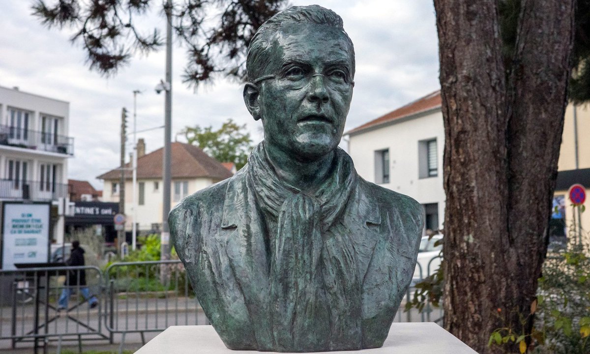 🚩 "Face à la calomnie, nous reprenons le cours de Samuel Paty" : des professeurs répondent à Francis Vuillemin

"Nous Professeurs du lycée Camille Claudel de Palaiseau souhaitons  témoigner de notre choc et de notre indignation alors même que les voix  peinent à se faire