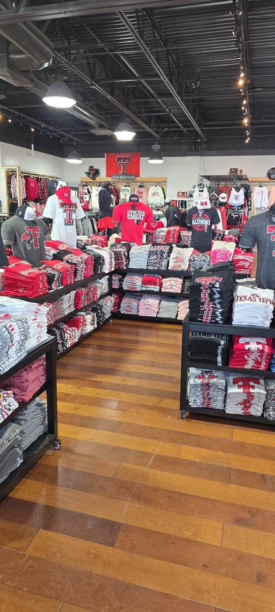 Rockin' Pregame /// #WreckEm tweet media