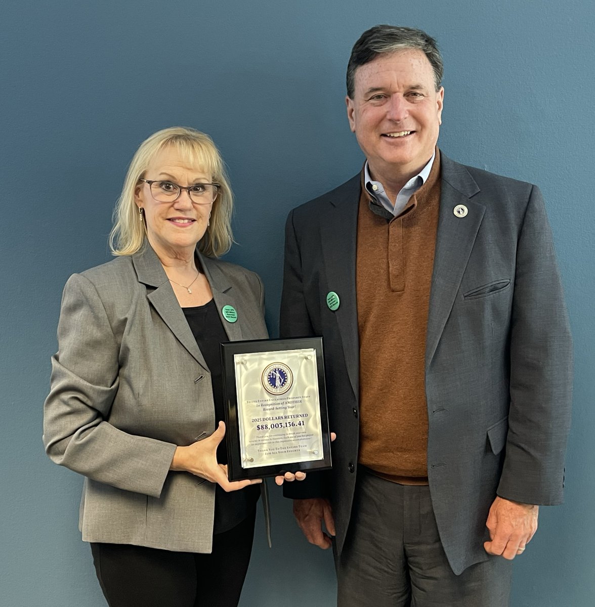 AGToddRokita's tweet image. It was great to celebrate our outstanding Unclaimed Property team for their record-shattering $88+ million returned to Hoosiers last year.

We’re proud of this achievement and will continue working hard to set even more records in 2026!

With nearly a billion dollars of YOUR…