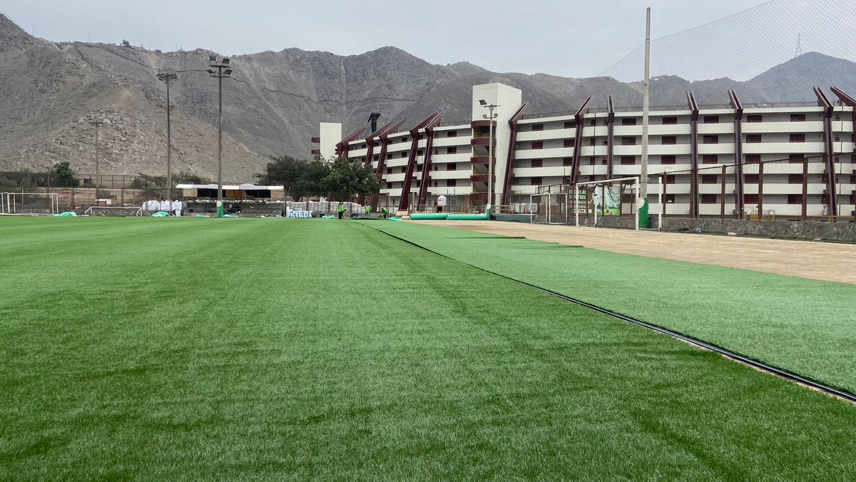 Hinchada Crema tweet media