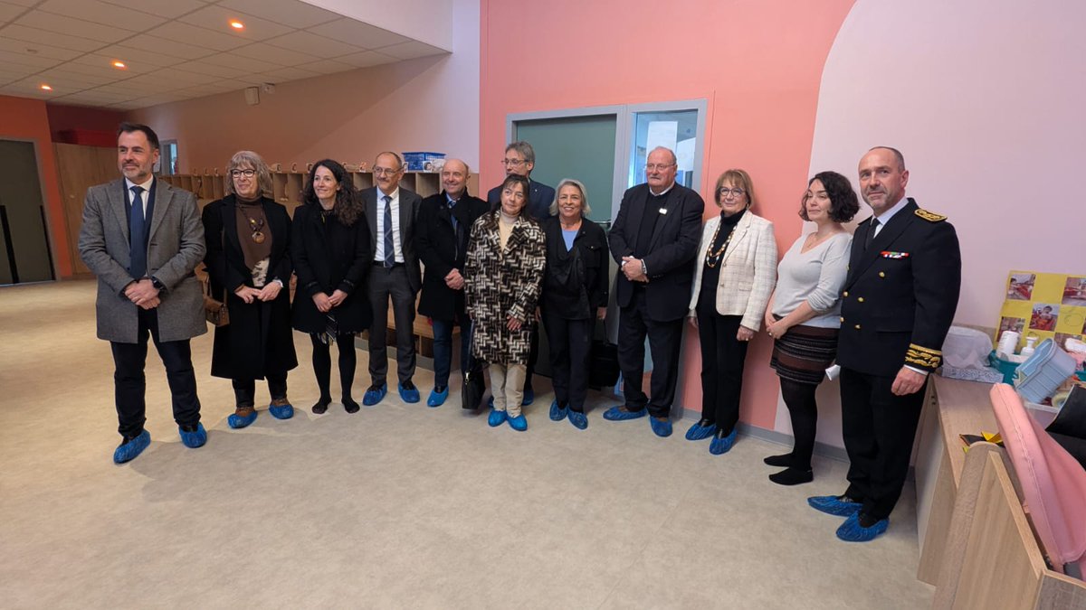 Image de Préfecture du Jura - 👶 Petite enfance
Visite de la nouvelle crèche des Rousses, créée par les collectivités et cofinancé