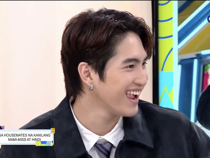 antonknightsofc's tweet image. Just a gentle reminder for everyone 🩶

We’ve seen a lot of arguments lately involving Anton. I hope we can all continue supporting him with love and understanding. Every ship is valid, and everyone has their own way of showing love and support for their bias. Let’s also remember…