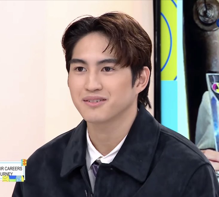 antonknightsofc's tweet image. Just a gentle reminder for everyone 🩶

We’ve seen a lot of arguments lately involving Anton. I hope we can all continue supporting him with love and understanding. Every ship is valid, and everyone has their own way of showing love and support for their bias. Let’s also remember…