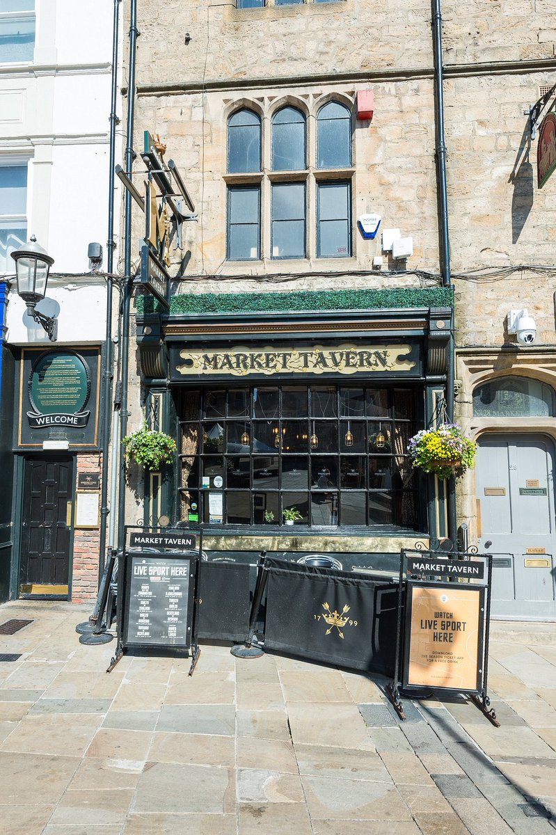 GBbooze's tweet image. The Market Tavern, Market Place, #Durham 🍻
Famed for being the birthplace of the Durham Miners' Union, this historic pub overlooks the city's market square, within walking distance of attractions and landmarks such as Durham Castle and the Museum of  Archaeology.