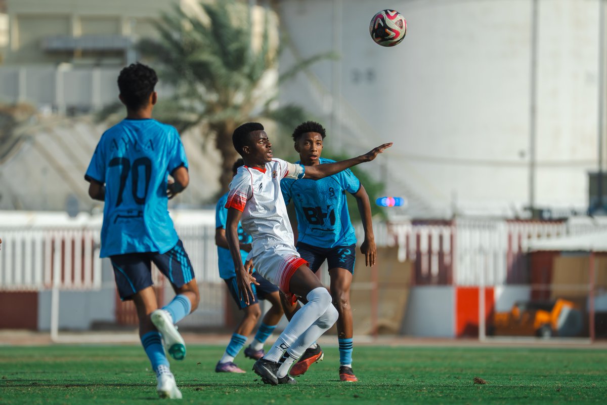🔚 نهاية المباراة'
🔴 الوحدة 1➖0 القنفذة 🔵
⚽️سلطان هوساوي

#الوحدة || #U17
#فئات_الوحدة_السنية ⚽