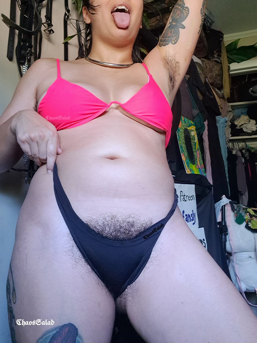 Chaos__salad's tweet photo. New pinned, same Chaos

 I'm 30, hairy, queer &amp; annoying.
Nature lover, hairy bush haver🪷
 I make art, take photos &amp; create My own 🌽
Creating with the aim of deconditioning p🌽rn, loving Myself &amp; others

I'm on @fansly , Patreon, YouTube &amp;  more

Find all that in the thread ⬇️ https://t.co/nOlM6GI1VA