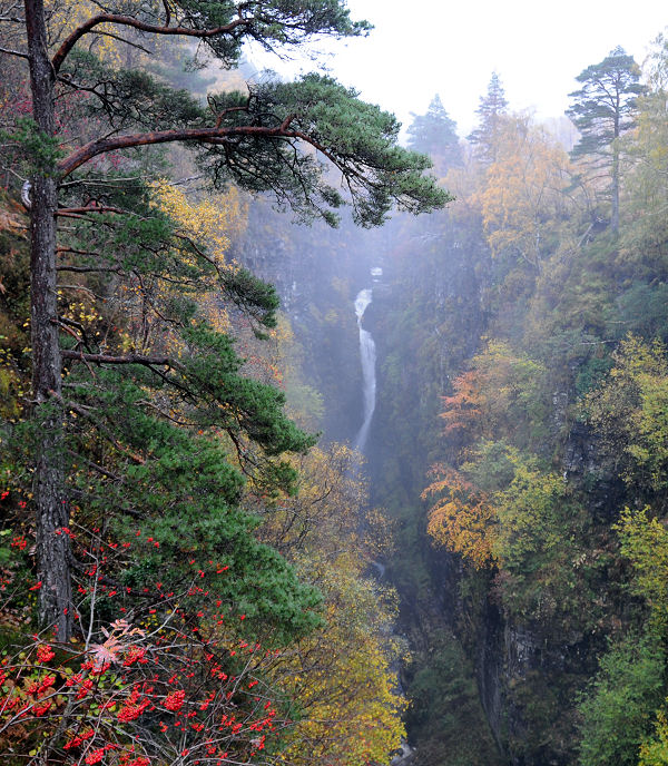 Undiscovered Scotland tweet media