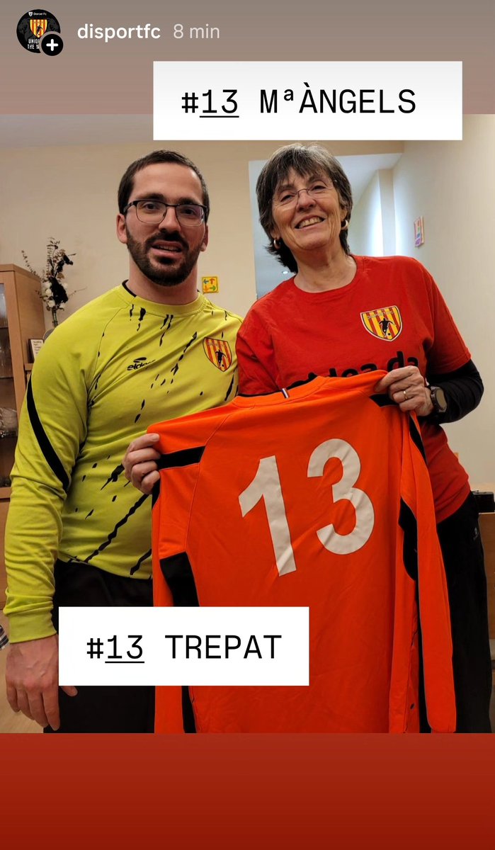 disport_oficial's tweet photo. Hoy el protagonismo no está solo en el campo 💛⚽.
Nuestros jugadores junto a sus madres, las que siempre están, las que empujan, apoyan y nunca fallan.
Porque madre solo hay una…
y las nuestras son auténticas guerreras 💪💐.
#LNF7PC #futbol #madres https://t.co/1w82NP9Eqc