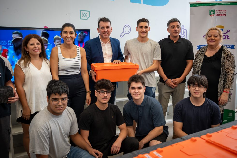 Mendoza será sede por primera vez del FIRST Tech Challenge, una de las competencias de robótica más importantes del mundo acortar.link/zF0kcS