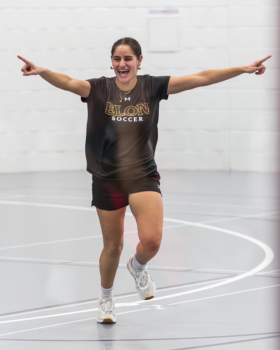 ElonWSoccer's tweet photo. Friday Futsal 🔥
#PhoenixRising | #EUWSOC https://t.co/TJa6pLigBn