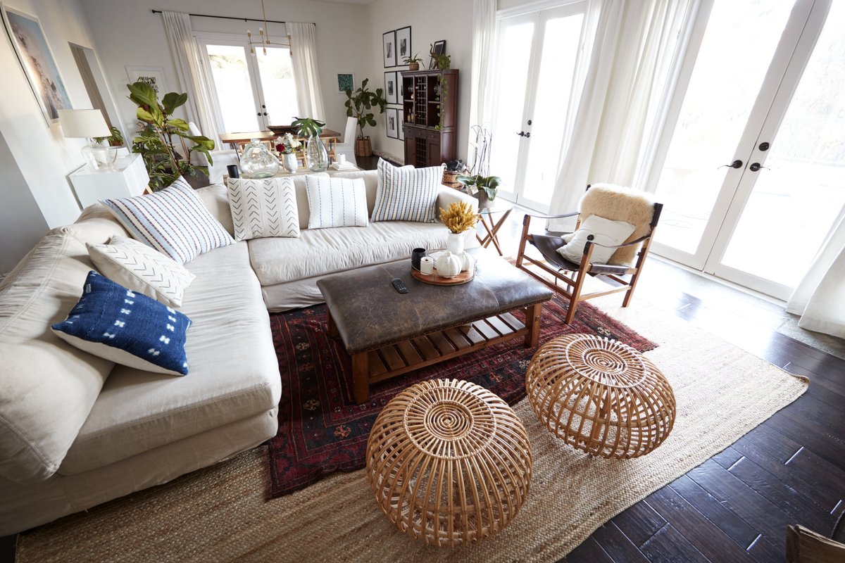 Homes that are clean, well-maintained, accurately priced, and photographed professionally tend to rent faster. ✨

Real Property Management® helps owners create an attractive, rent-ready property that stands out in the local market. 🏡
