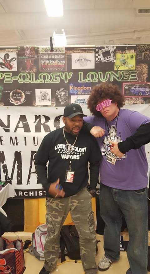 DOM_FADDA's tweet photo. It's National Big Wig day!!!
Here's MY contribution, from my fist Vape Expo. Have a great day and enjoy a ๐ฅ also change those voice mail messages, #GetSilly ๐๐คฃ๐๐คฃ
Thank You @CajunGirl1979 for keeping us informed ๐๐
#TeanNOSteap #LoungeLizardCrew https://t.co/rSzsHwlzfa