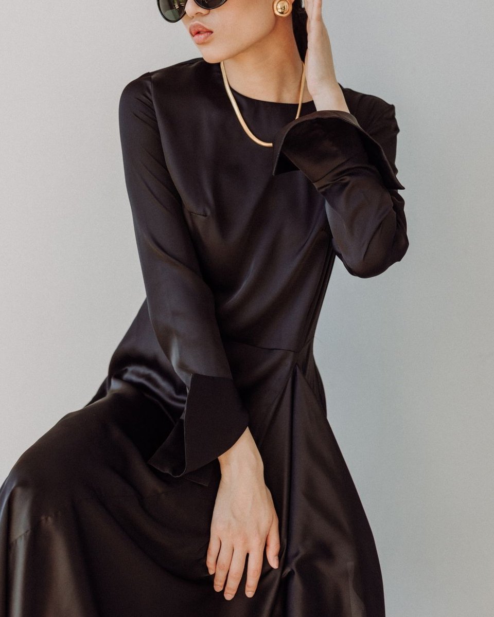 VeribestCleaner's tweet photo. Sleek, Safe, and Sophisticated. 🖤
#GreenEarthCleaning #ToxicFree #Fashion https://t.co/cSXcmPM5AM