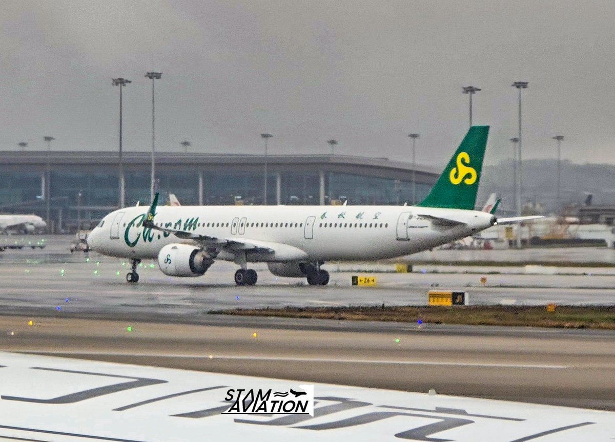 stamaviation's tweet image. My 1st aircraft picture at CKG (not CGK) in my file 

🇨🇳 Spring Airlines (9C/CQH) 
✈  Airbus 321-253 NX
✈  B-32E2
.
Eng: CFMI LEAP-1A33
.
🇨🇳 CKG-ZUCK on 07 Nov  2025
@indoflyer
@IkkoHaidar
@vinn_25
@tkmtomorixwb
#springairlines
#airbus321neo 
#KFA_Indonesia
#airbus321253nx