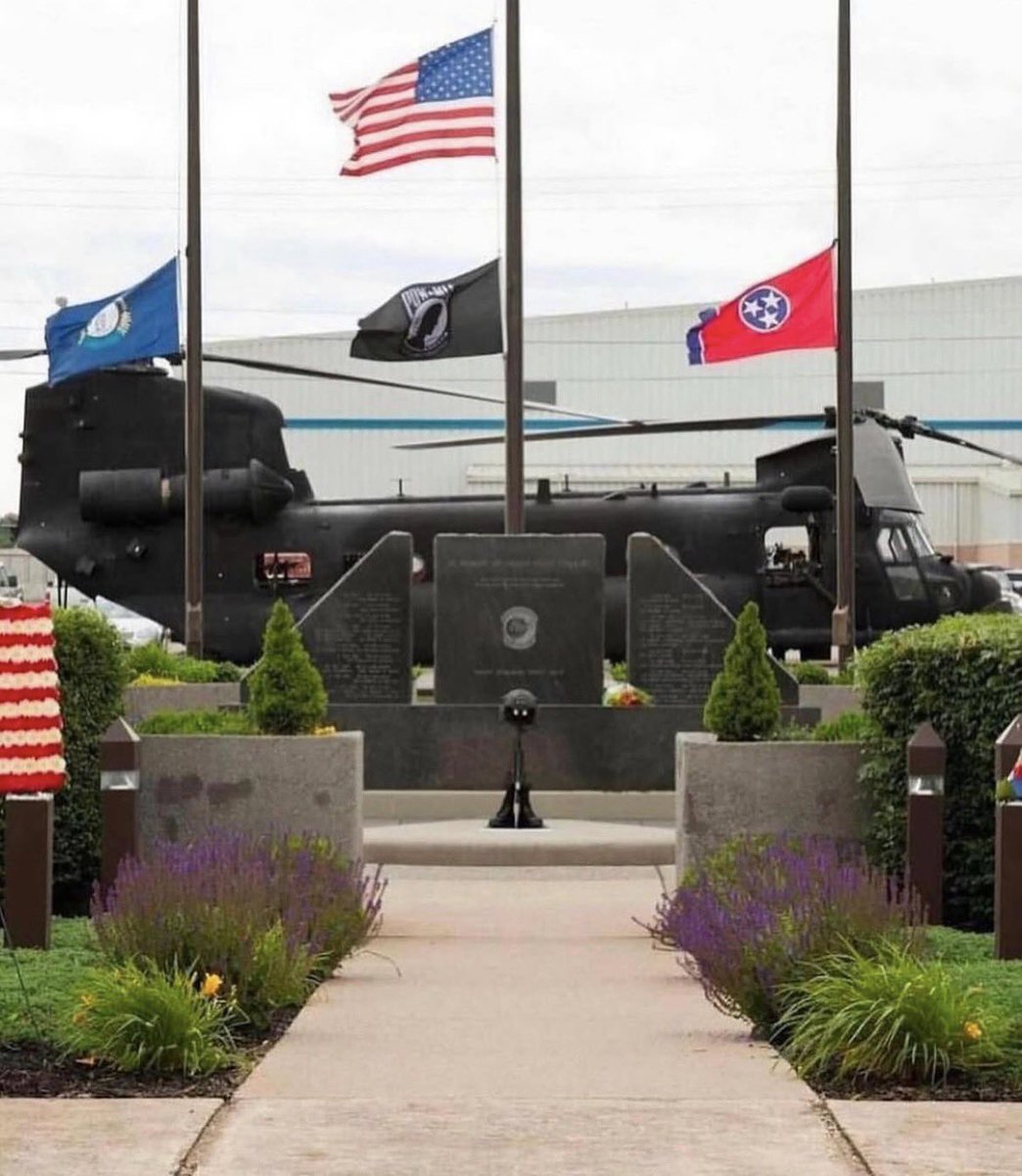 op_hawkeye's tweet photo. 1.30.2003 ~ Staff Sergeant Daniel Kisling Jr 🇺🇸

#OpHawkeyeRemembers #DanielKisling #USASOAC
#160thSOAR #LegionofMerit #BronzeStar #NSDQ #supportourSOFcommunity #Operation_Hawkeye

📜 https://t.co/3jWplwyADf
📜 https://t.co/9px0gZNXXO
📜 https://t.co/0FqYH8WI4Z
📜 https://t.co/loZCqPrehn
📜 https://t.co/QVPiyTH7Bm
📰 https://t.co/H8kqPGSP0E