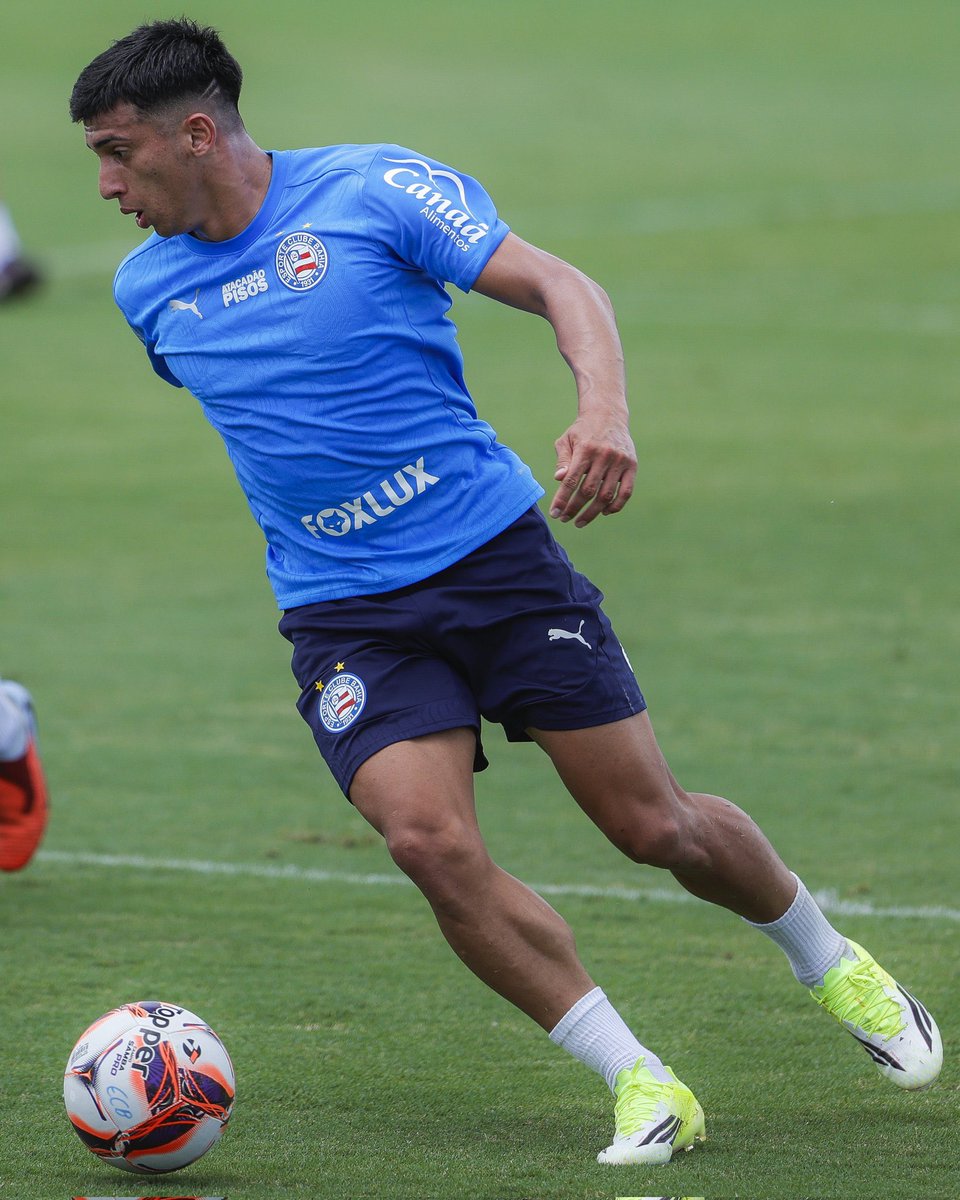 ELE VOLTOU! 

Sanabria realizou o primeiro trabalho com o grupo nesta sexta-feira. 

Atacante que não joga desde 25 de outubro, treinou de forma parcial com os companheiros.