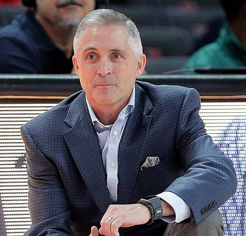 ThePhoenixSuns2's tweet photo. #NBA Rumors: Phoenix #Suns front office exploring ways they can potentially use their multiple #TradeExceptions to improve at #NBAtradeDeadline next week?
At last one deal likely?
#KeepTheReceipts #TimeStampIt #Hoops #SunsUp https://t.co/8QcpLLX8i1