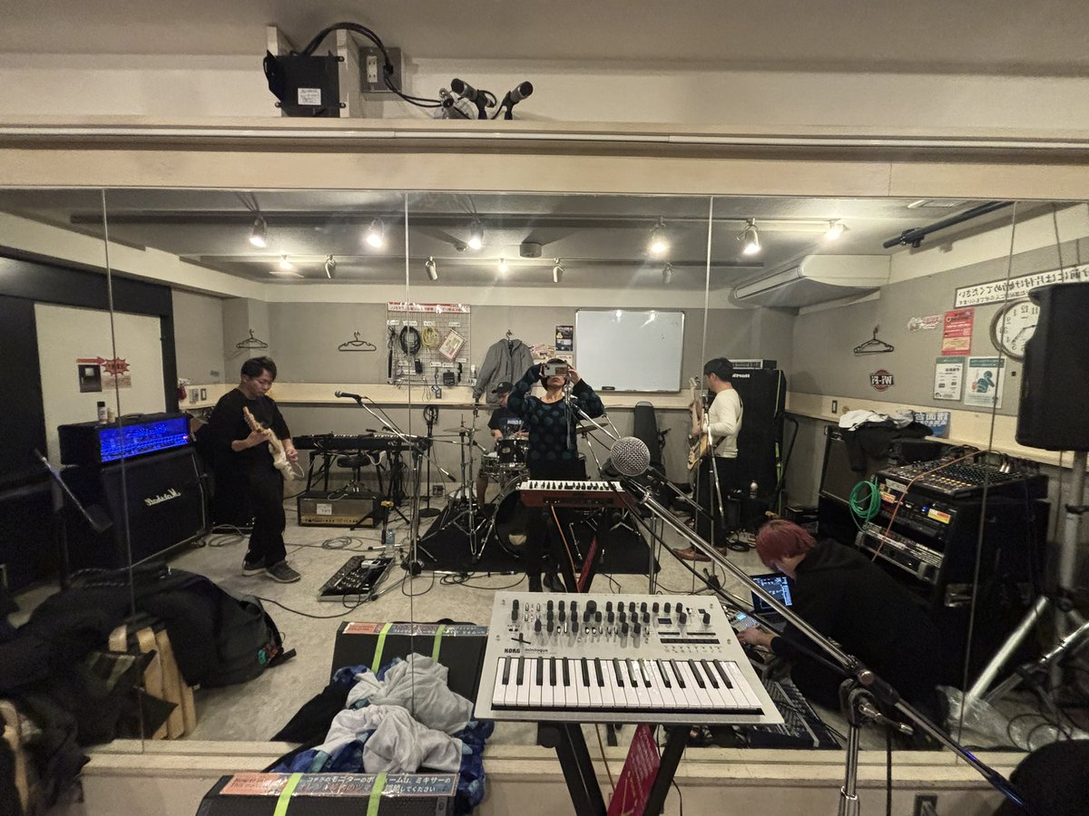 待ってる明日💫