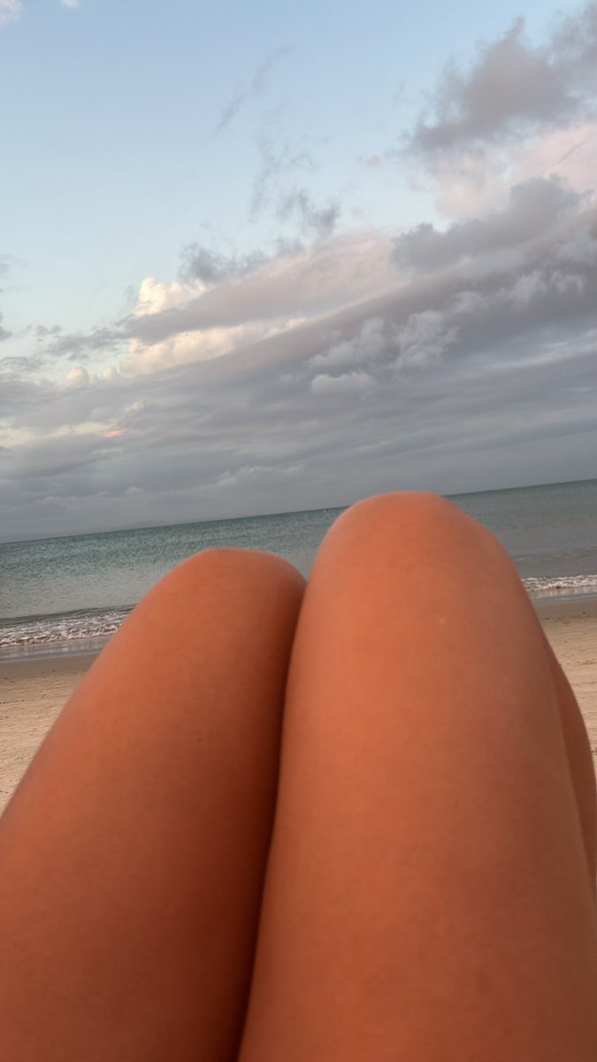 dana. (@danna00045) on Twitter photo 