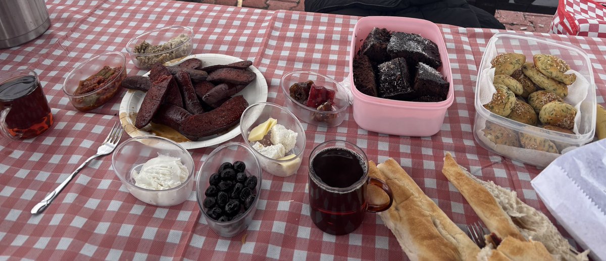 Bizim max piknikçilik 😋