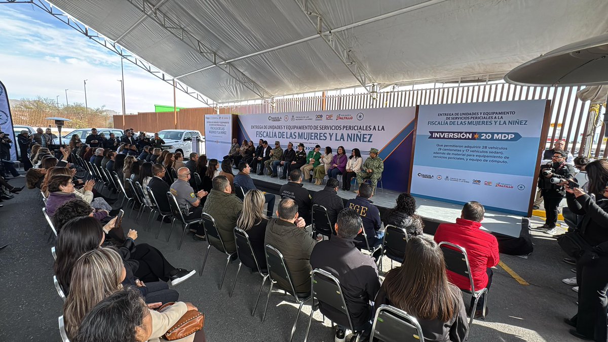 manolojim's tweet image. En #Saltillo en la Entrega de Unidades y Equipamiento de Servicios Periciales a la Fiscalía de la Mujeres y la Niñez. #CoahuilaPaDelante #APasosDeGigante