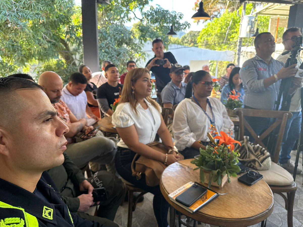 CORPAMAG tweet media