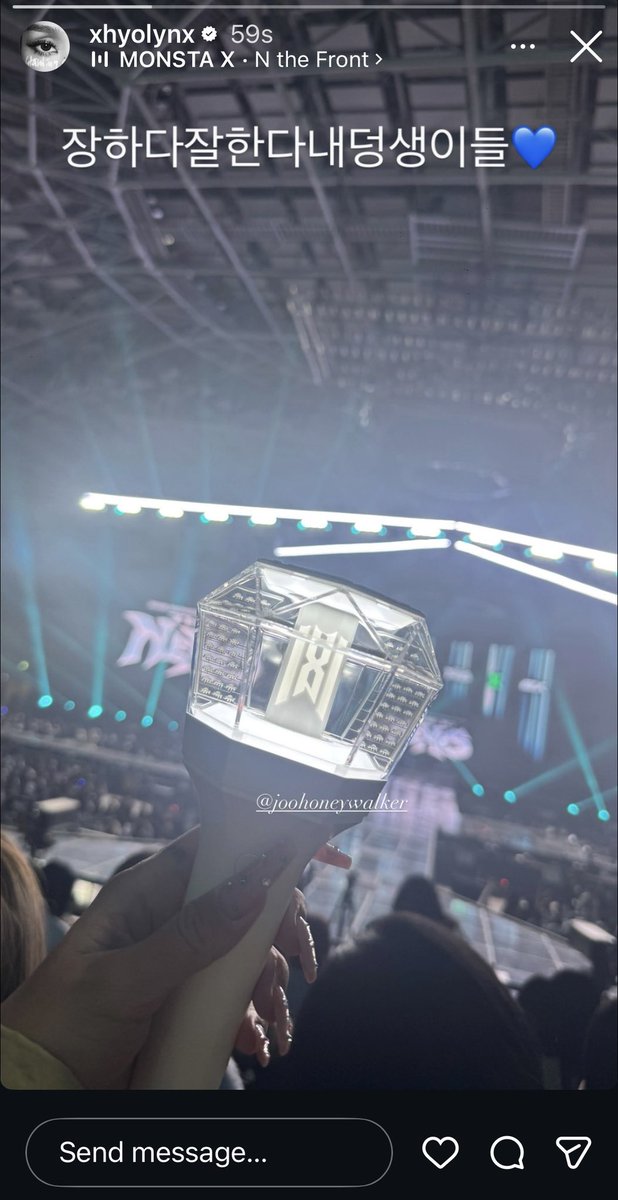 Hyolyn attended the MONSTA X concert and shared the following messages via Instagram Story:

👸 “장하다 잘한다 내 동생이들💙”
👸 They did so well, my baby bros 💙
👸 My favorite song.
👸 You worked so hard, my lovely little brothers

#몬스타엑스 #MONSTAX 
#MONSTAX_THEX_NEXUS