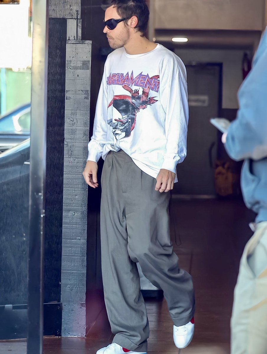 i love his street style