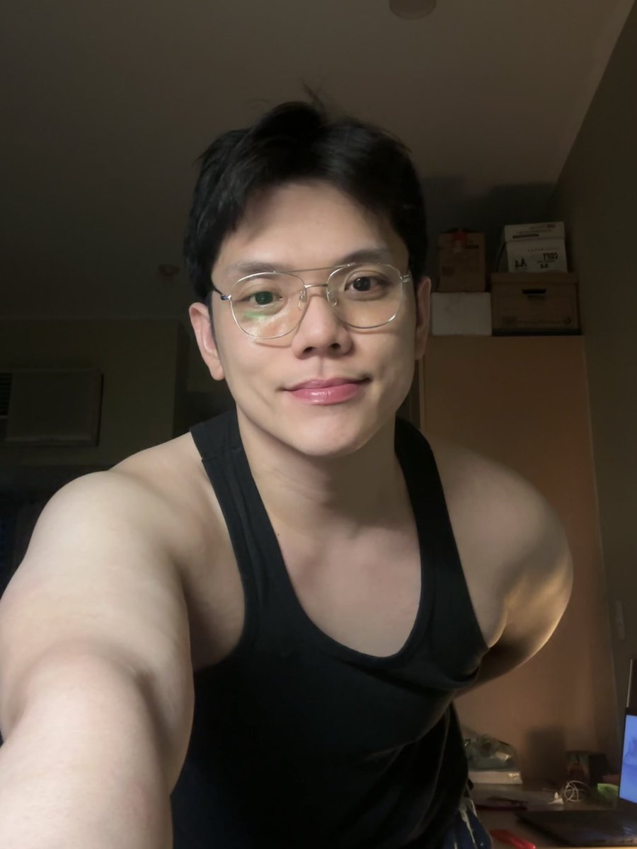 julescifer tweet media