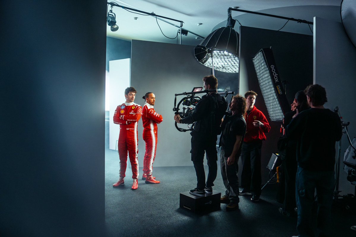 FerrariDailyPL's tweet image. Ferrari pokonało ponad 400 okrążeń bez żadnych problemów z bolidem.

Zespoły napędzane naszymi silnikami (wliczając również Ferrari) pokonały blisko 900 okrążeń bez żadnych problemów technicznych.

Solidny start przygotowań 💪

#F1PL #F1Testing #ElevenF1