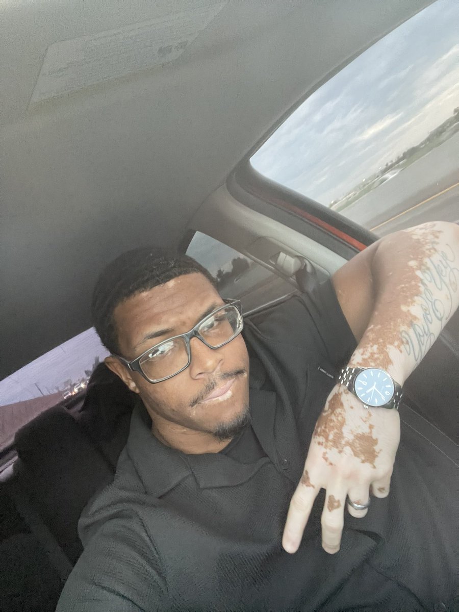 DamoneWZ tweet media