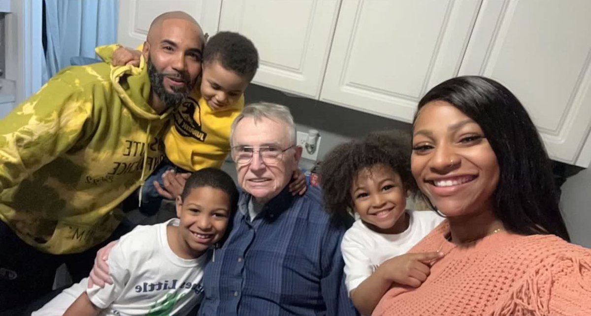symplyDAPO's tweet photo. This story never stops hitting.

A family moves to Texas, low-key anxious about new neighbors. Across the street? An 82-year-old widower named Paul Callahan. Instead of keeping to himself, he shows up, lending tools, fixing things, telling stories.

Fast-forward: the Caraballos basically adopted him.

He’s “Uncle Paul” now. At every holiday. Every cookout. Every family dinner. They bought him a fresh fit for Father’s Day. He teaches dad how to fix the house, brings little gifts for the kids, and gets to live in the noise, chaos, and love he grew up with.

He lost his wife. He lost all his siblings. Now he’s got a whole family that refuses to let him be alone.

Proof that good people still exist and sometimes family doesn’t find you by blood, but by heart.

Got an “adopted grandparent” story? Drop it below. I need the happy tears today. 🥹💛