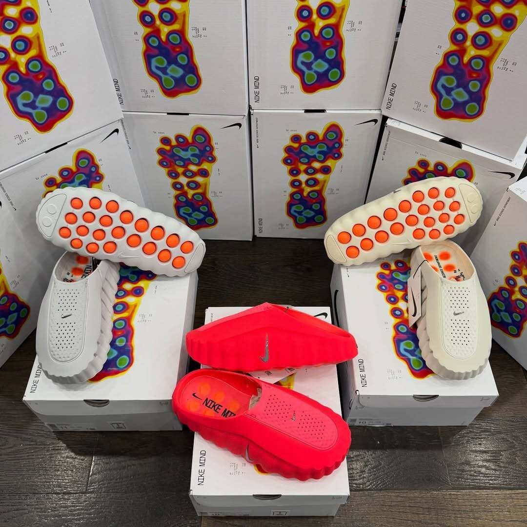 JustFreshKicks tweet media