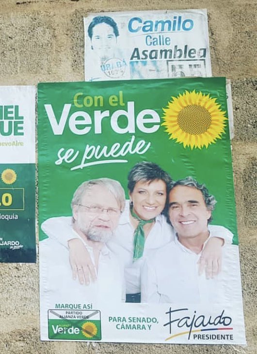 Hace muchos años entendí qué le convenía a Colombia.
Luego decidí dónde y con quién construir.

Hoy, <a href="/ClaudiaLopez/">Claudia López Hernández</a> y <a href="/sergio_fajardo/">Sergio Fajardo</a> representan ese camino que me llevó a la política, el de <a href="/AntanasMockus/">Antanas Mockus</a>.

¡Llegó el día, llegó, llegó¡

Opción 2 | Más emociona