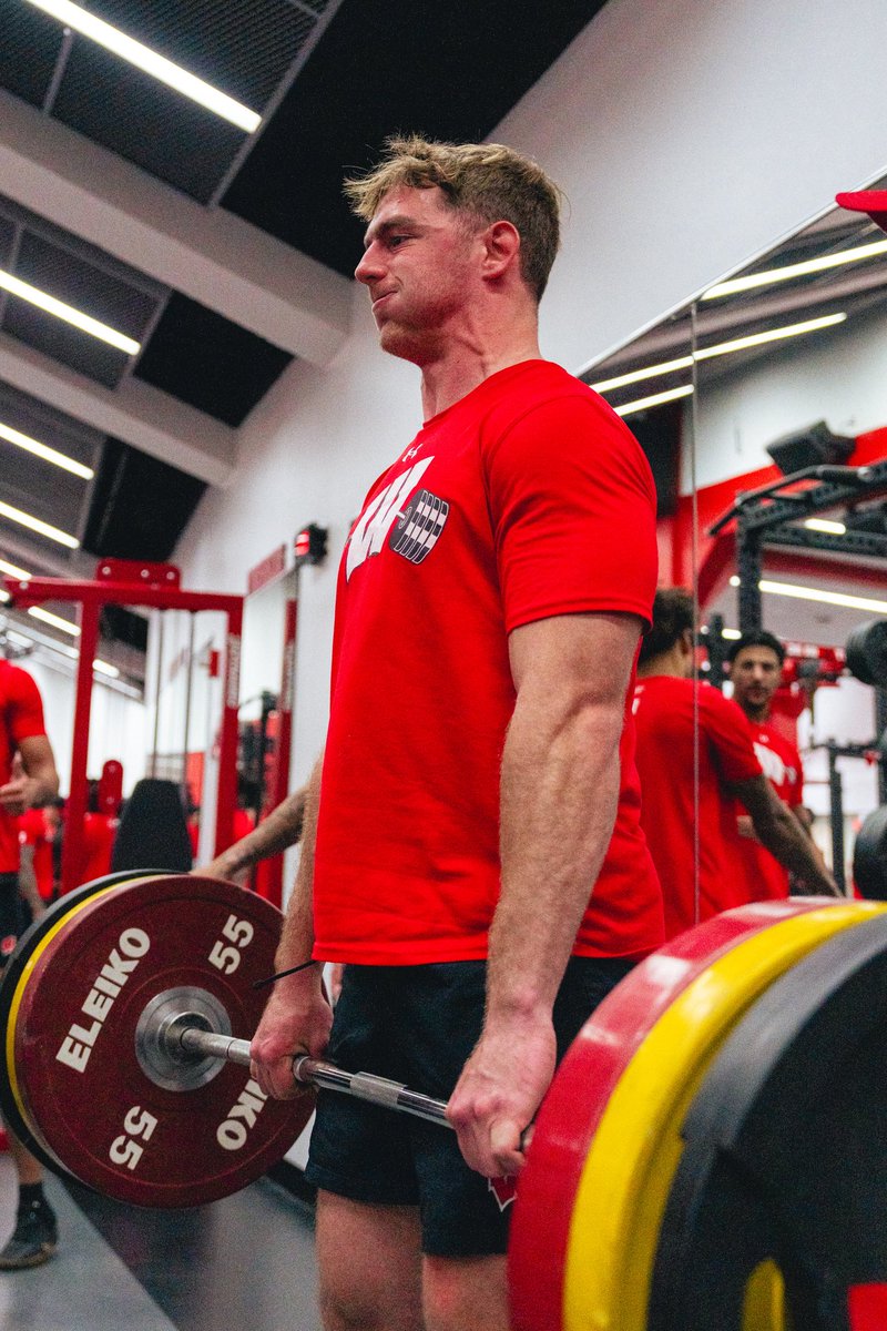 Wisconsin Football tweet media