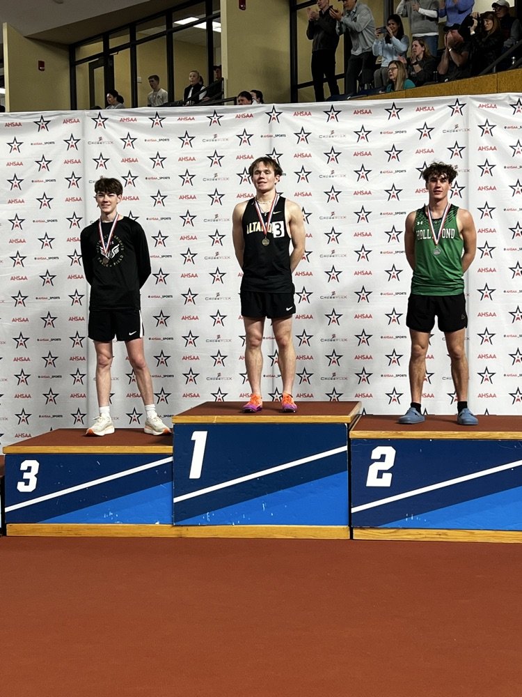 HollyPondHigh's tweet photo. Travis Barnett finishes as the silver medalist in the 800m at the AHSAA Indoor Track Championships! IT'S A GREAT DAY TO BE A BRONCO!! https://t.co/zffPYP3zlX