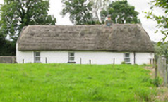 Heritage Irish Thatch Dwellings Made of Mud. 1700c tweet media