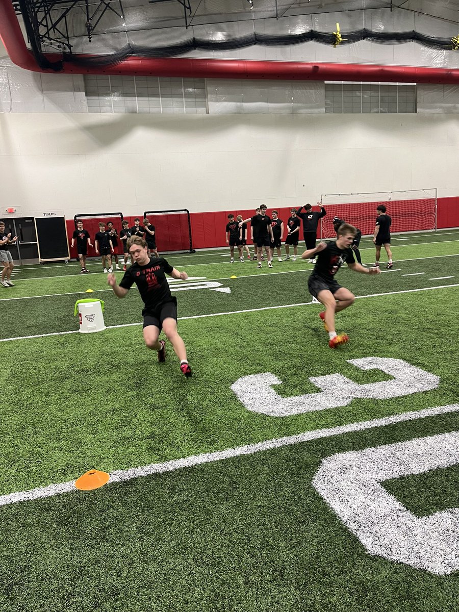 OzarkTigersFB tweet media