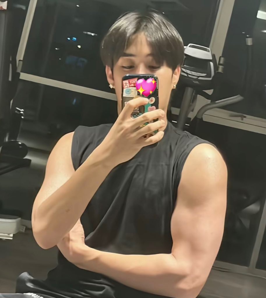 부밍 tweet media