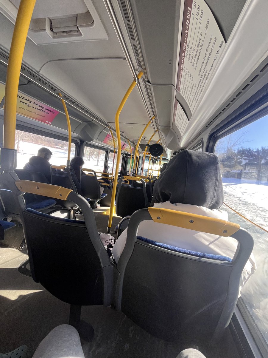 spiida34's tweet photo. #youngho whipping tf atta this bus 😳🤣 https://t.co/ci2Pu4Ay8d