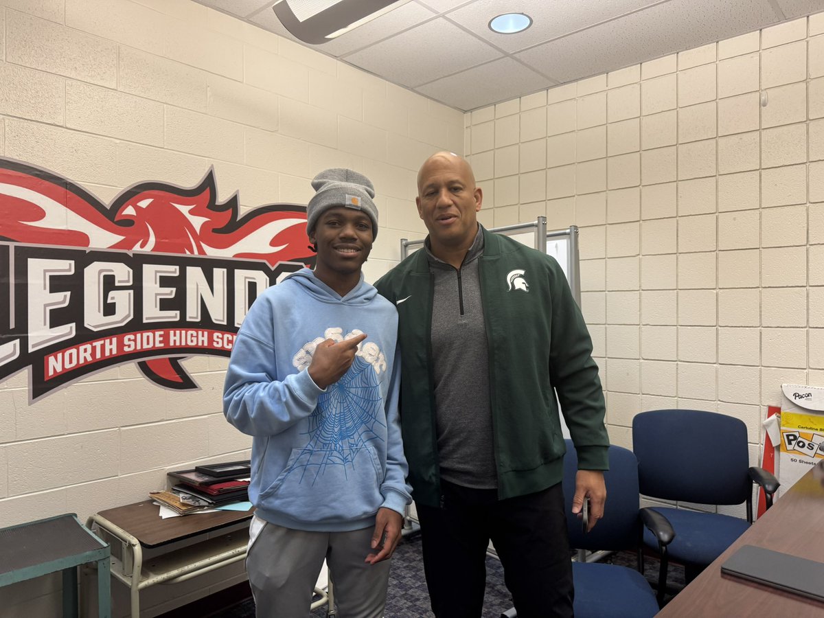 Jarnard Moore tweet media