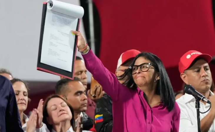 France24: "Venezuela se abre a la inversión privada en el sector petrolero, con una reforma a pedido de EE. UU."