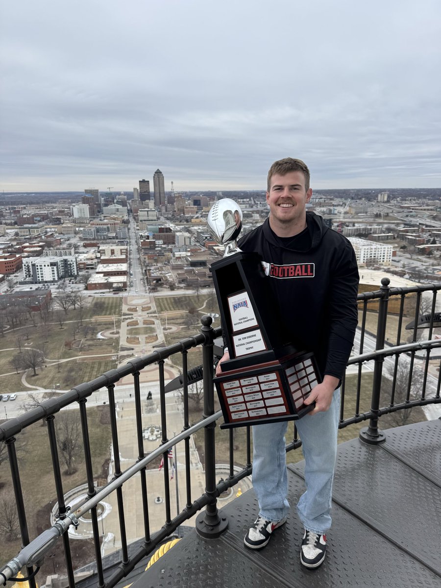 Grand View Football tweet media