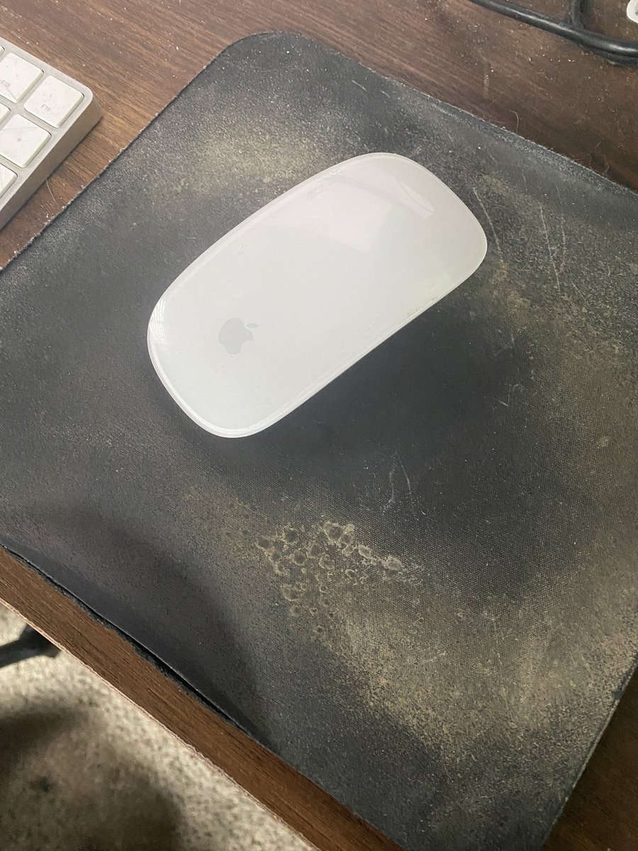 100percentdeet's tweet photo. Thank you @iamivanxxx / @alterotic — I now no longer have to live 12 hours a day facing the constant reminder of my disgusting sweaty editor hands. For now. https://t.co/NNLJWVEKZH