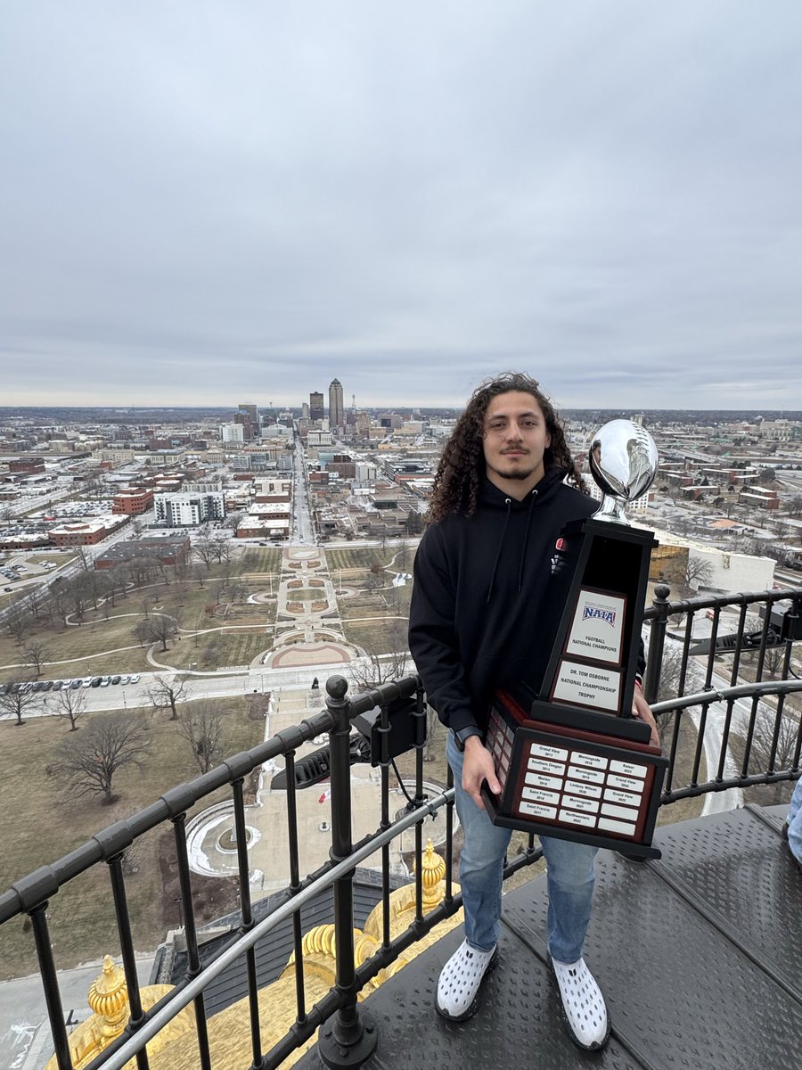 Grand View Football tweet media