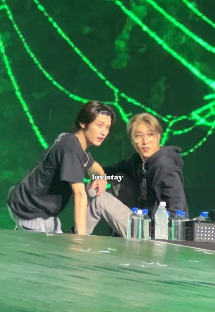 i like this pic bc it looks like they got caught making out