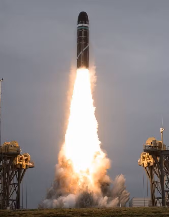 Alex Xplore tweet media